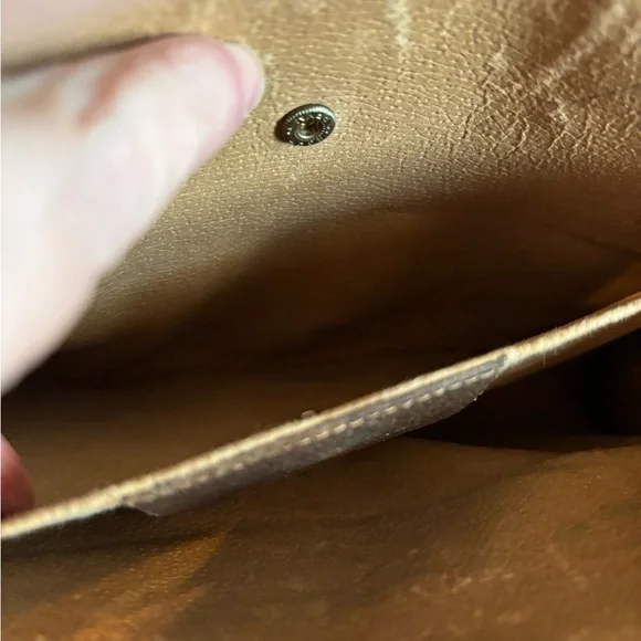 Authentic Vintage Gucci Sherry Line GG Supreme Clutch - Crossbody Chain Included - Picture 10 of 15